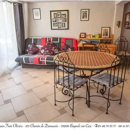 Aux Trois Oliviers Сasa de vacaciones